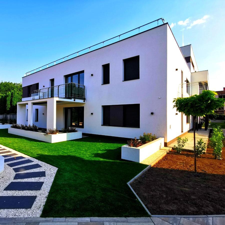 Lavida Deluxe Villa Хайдусобосло Экстерьер фото